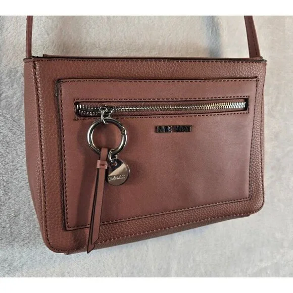 Nine West Crossbody Bag Faux Leather 10"x7.5" Shoulder Purse Adjustable Strap - Picture 6 of 9